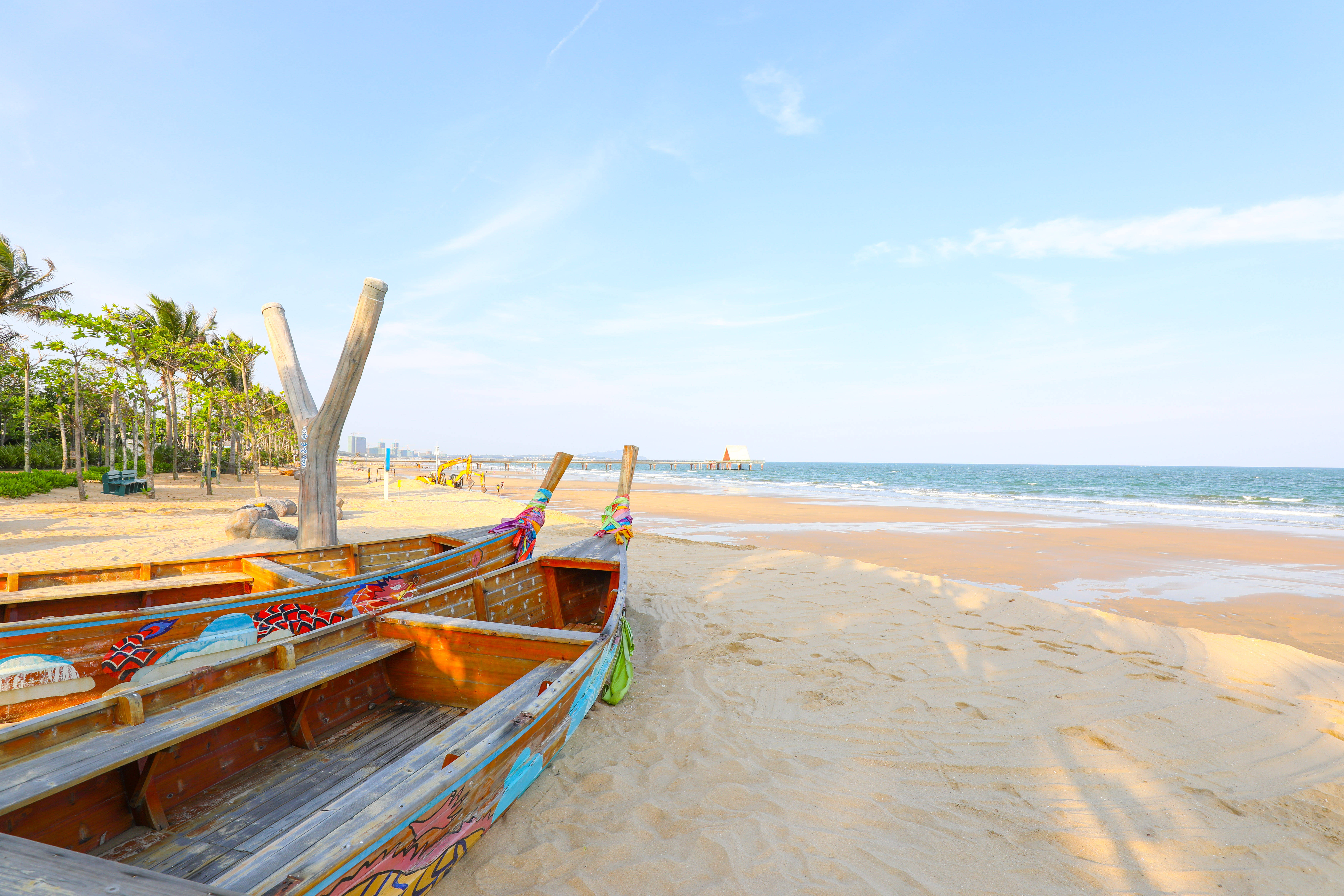 鼎龙湾海边沙滩,风景如画,站在这里,你也可以是画中人!