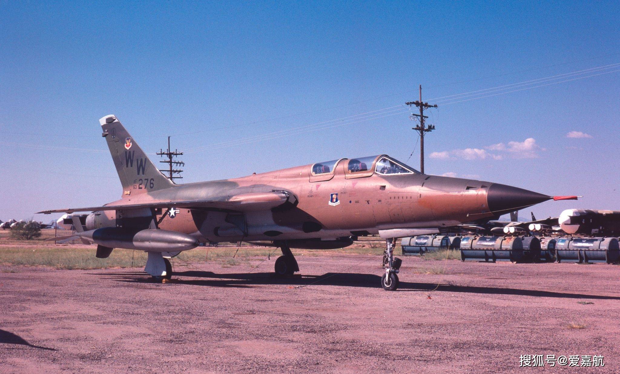 f-105雷公单座单发后掠翼喷气式超音速战斗轰炸机