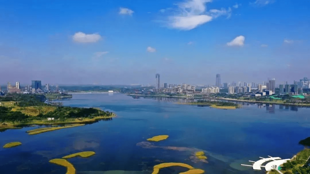 地 址:位于四川天府新区太平街道(合江镇) 设计单位:中国建筑西南