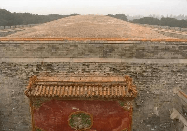 中国最后一座帝陵盗墓贼竟忘了棺椁下藏有一座金井
