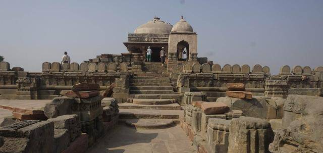 �Ĵ��Ļ��Ź��У�ӡ�ȺͰ������ڣ�Ϊ��ֻ�����й���