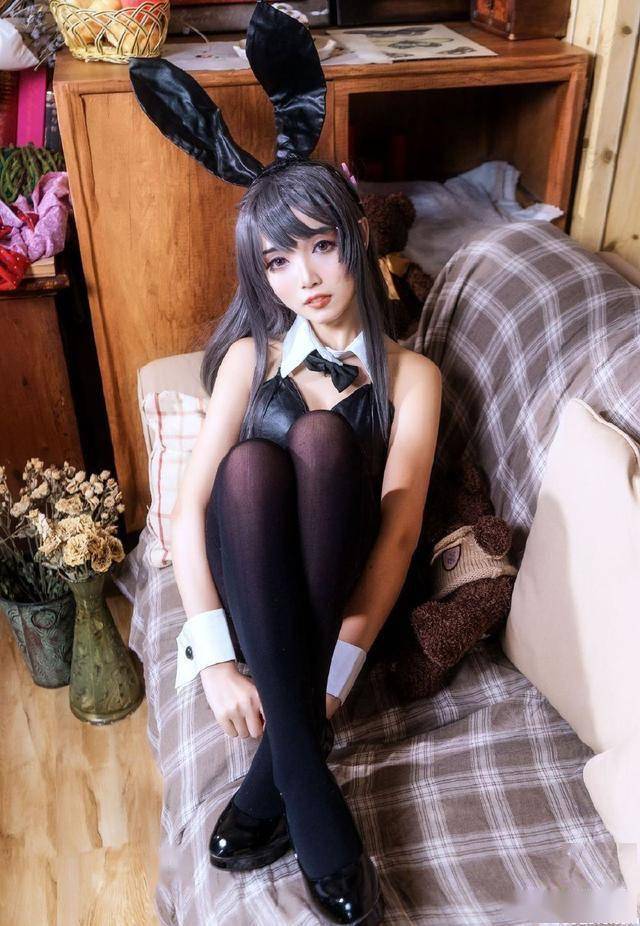 来自西安中学的校花女神,这身cosplay写真装让人怦然惊鸿