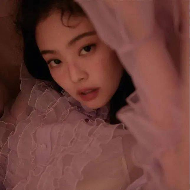 头像| 人间值得未来可期