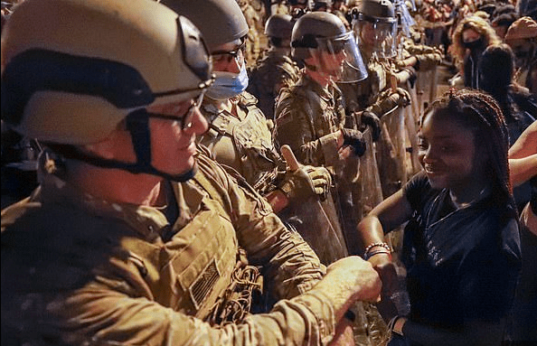 逐客令|华盛顿市长下“逐客令”，200美国士兵被赶出酒店