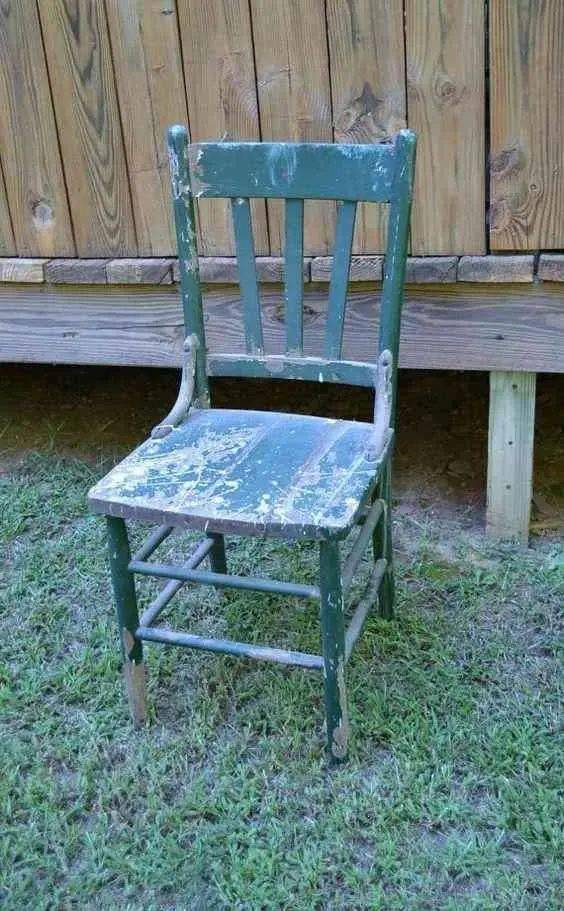 家里破旧的椅子不要扔,旧物改造设计教你这样做置物架
