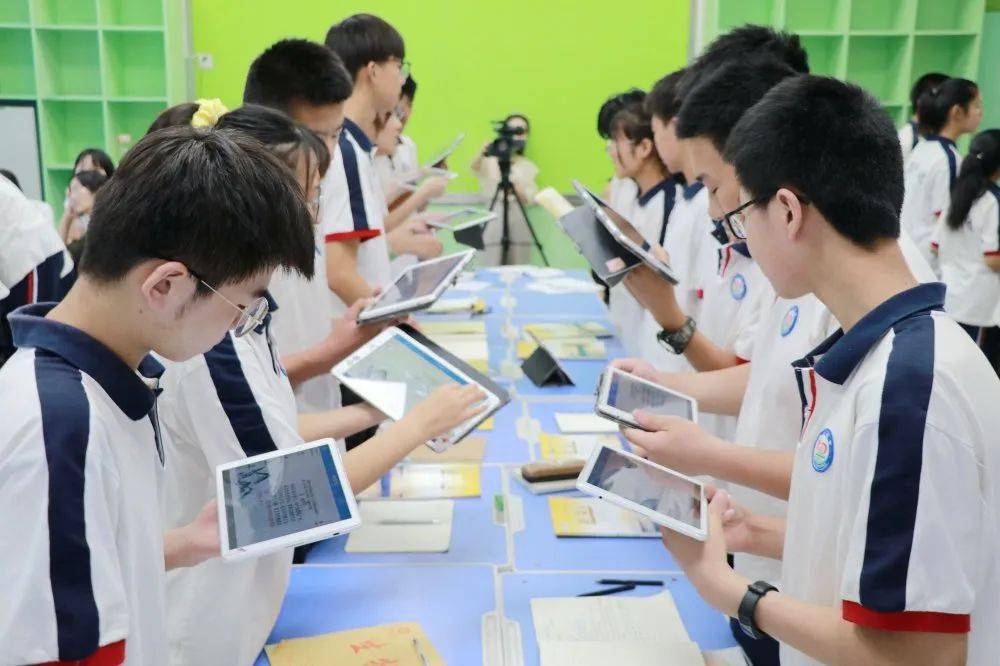 优质课大赛获奖图片 2df60bfc467a431da36285832ba24938.jpeg