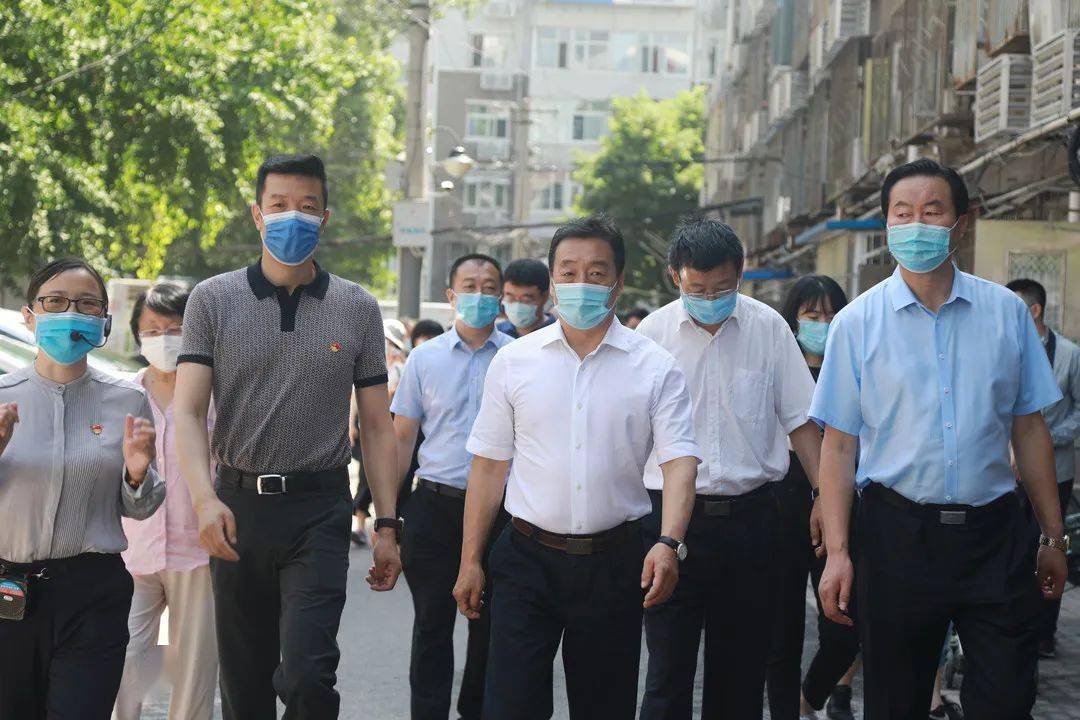 海淀区人大常委会党组书记主任刘长利到海淀街道小南庄社区调研