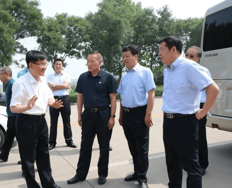 山西大秦物流领导来文水经济开发区调研铁路专用线项目