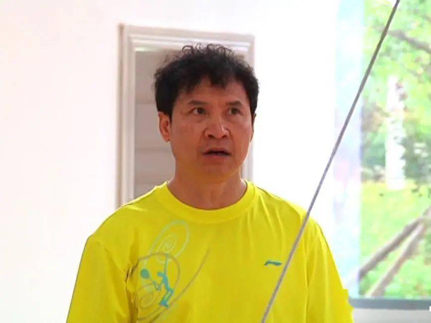 因为热爱所以执着云南省体操队总教练潘永超的体操人生