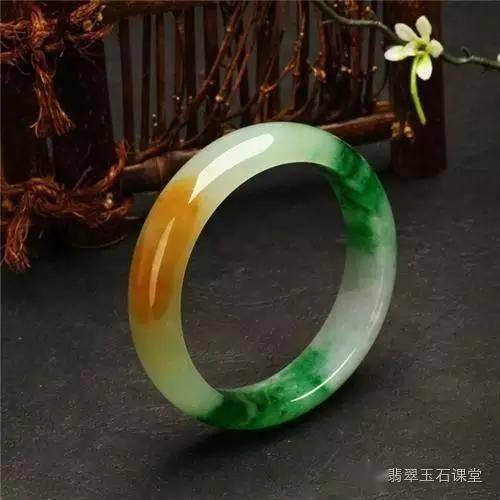 �й�Ů����ϲ����ʮ����䷢��ֻ�����ڵھ�λ