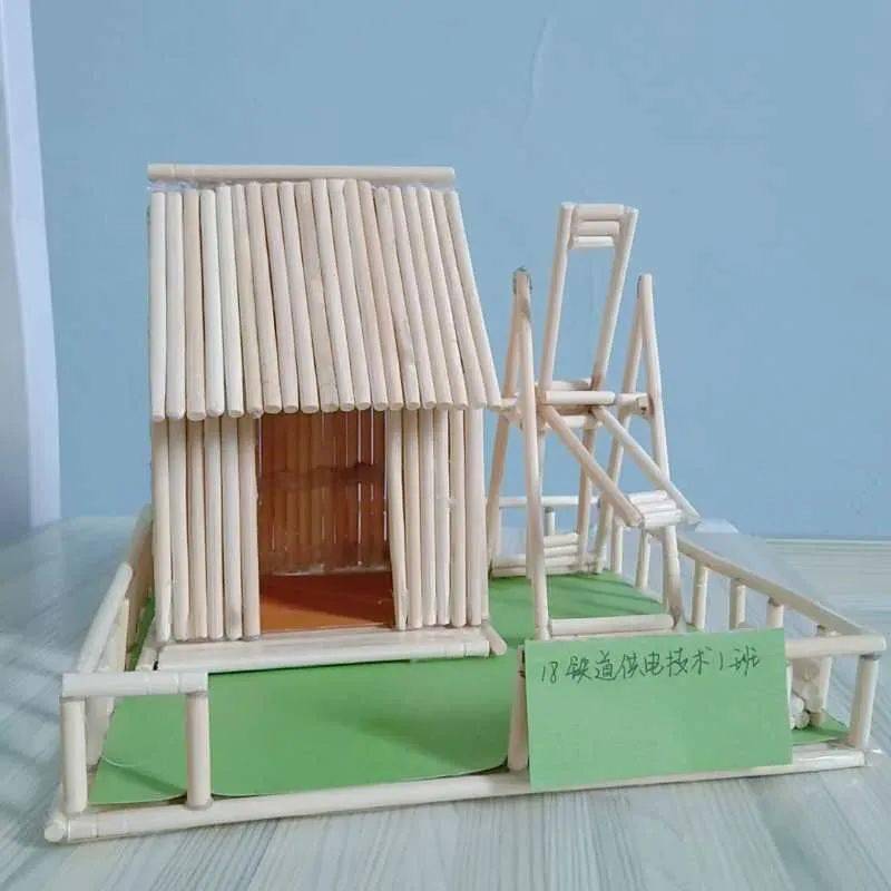 木房子(由回收的筷子制作) 18铁道供电技术1班团支部