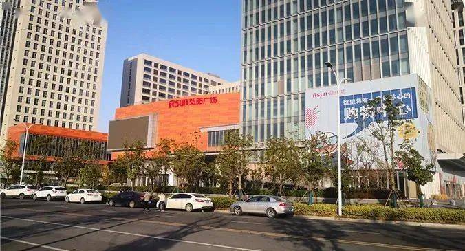 弘阳广场 k-park项目是广陵新城首个特色微商业综合体,位于信息服务