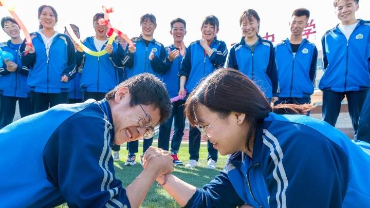丁根厚|内蒙古呼和浩特：放松心情 迎接高考