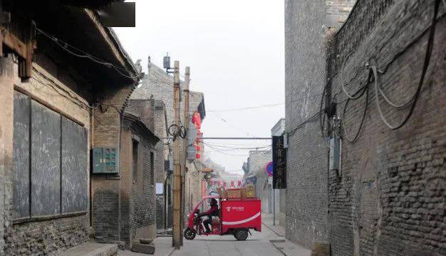 京东二次上市，刘强东不再是C位