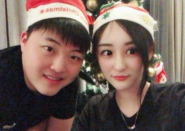 uzi退役后,女友婷婷终于做出了一项重要决定,粉丝:加油