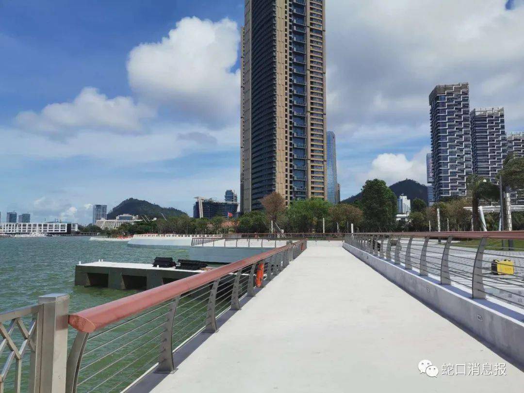 6月22日 左右拥海畅享"无敌风景" 防波堤公园今日开放 昨晚蛇报君的