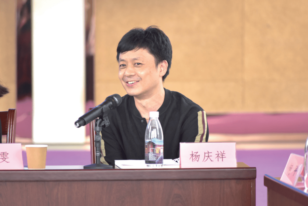 杨庆祥(中国人民大学文学院副院长,教授:文学是一个反复刻写的东西