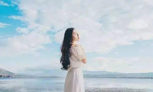 一个人最大的福报就是快乐 9c4d424a9789429cb59a3240f6bcc12f.jpeg