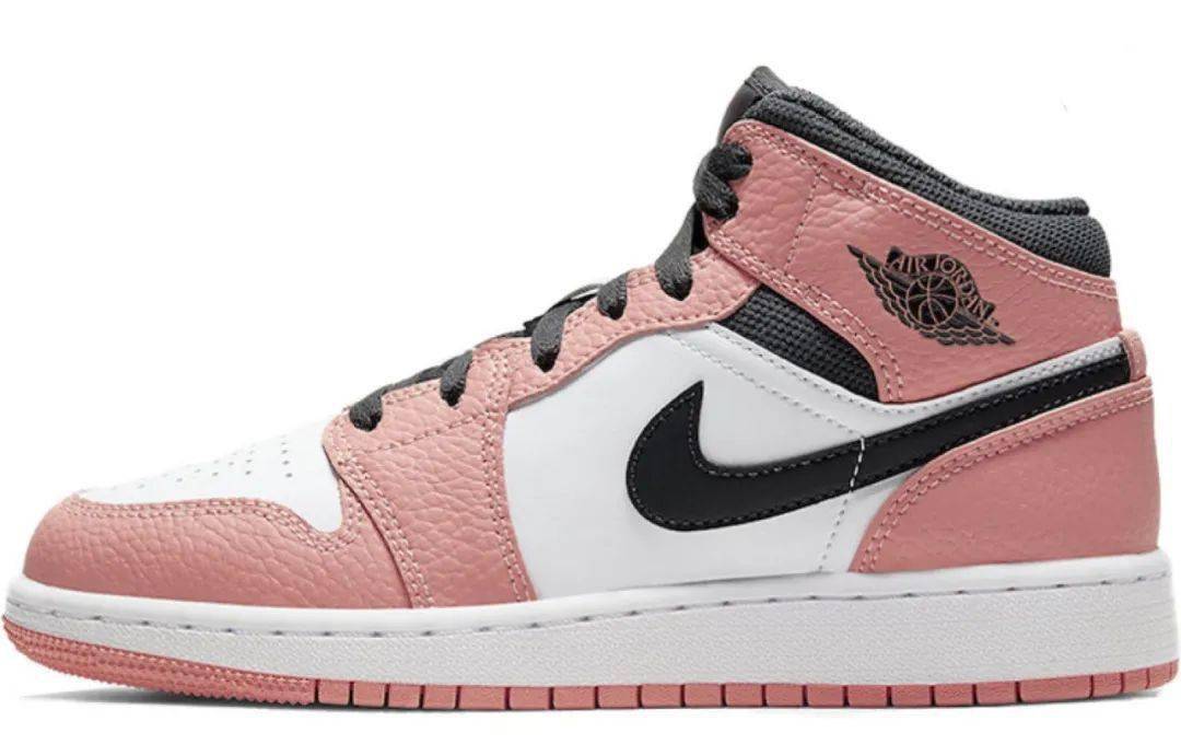 air jordan   mid "pink quartz"樱花粉 参考价格:1150元