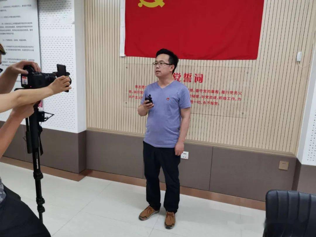 端午节棕心向党光小党员重学习品文化做承诺献爱心