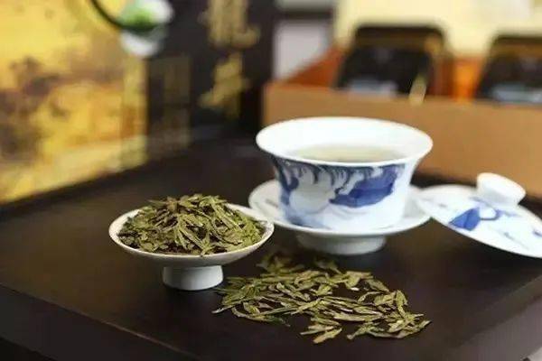 喝茶之后,茶叶在你的身体里到底在干嘛?
