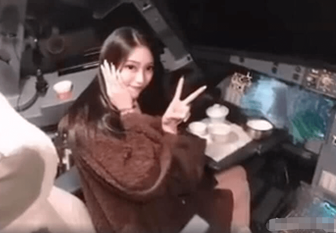 飞机|熊孩子带领俄航冲向宇宙，全机无人生还飞机变火箭
