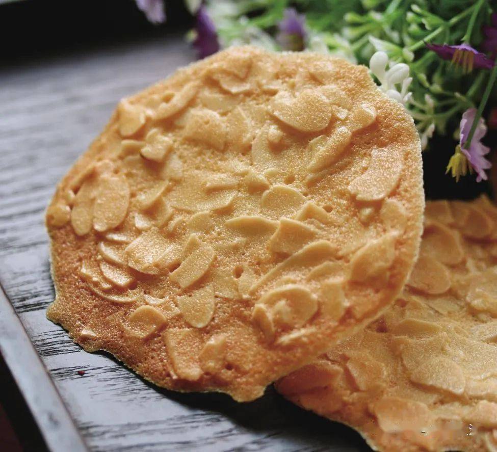 杏仁薄脆饼干