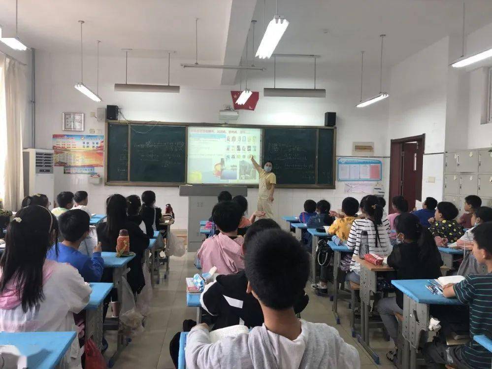 【未成年人思想道德建设】岚山区实验小学开展"疫路同心,心灵绽放"