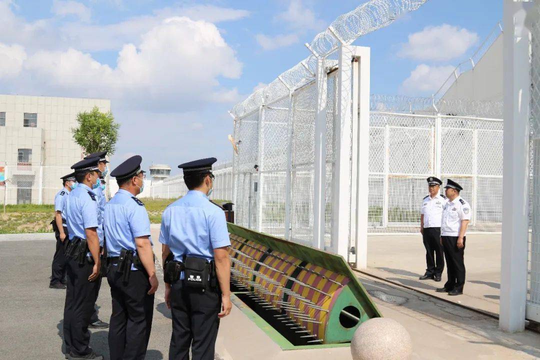 【重要新闻】洪赪颢局长到包头监狱,鄂尔多斯监狱慰问