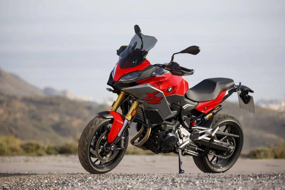 bmw f 900 xr:双倍乐趣get!