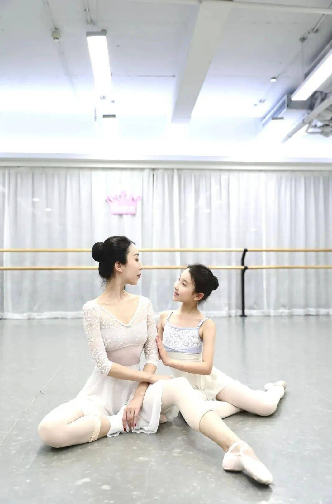 s母亲节亲子摄影 danceplus亲子芭蕾工作坊 如果未来孩子想参加一些