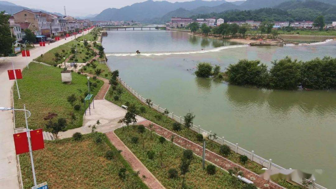 舒城:这个镇建成3.2万平方滨河长廊,美出新高度!