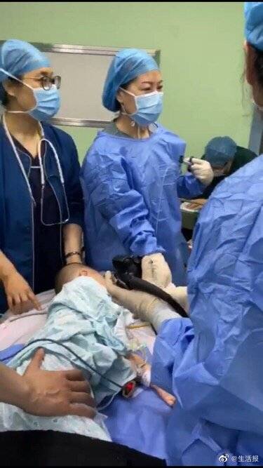 沐沐|男孩吞下硬币13天彩超里能清晰看到一个“1”