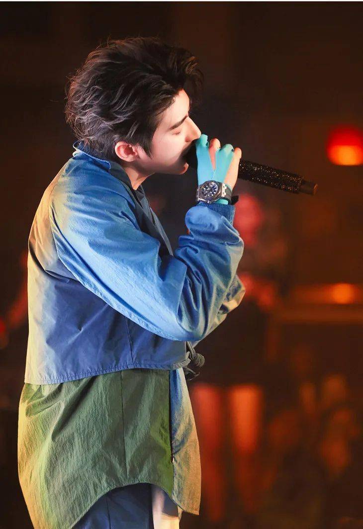 Ԭӽ�ǲ�ֹ������,���Ǹ��������