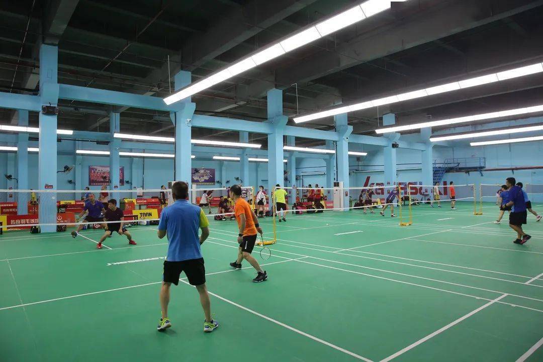 未来深圳羽球的网红打卡圣地,传奇羽毛球馆正式开业了!