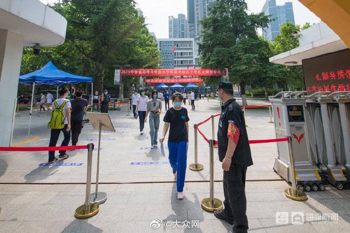 考点|探访济南高考考点：特殊时期进考场需经过这六步