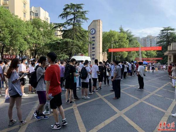 湖南省全员人口_湖南省老年人口大省