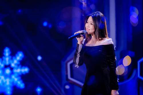 伴奏|方雅函亮相央视《开门大吉》 全新演绎王菲经典《旋木》