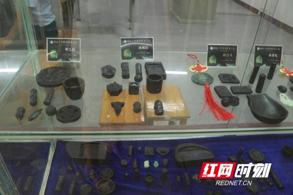 宝玉石|湖南工程职院自然资源学院成功举办首届宝玉石作品展