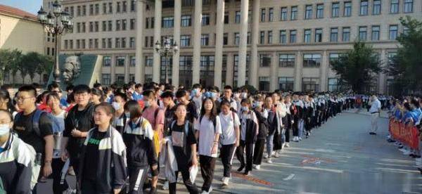 高考生|直击河东考场精彩瞬间2020高考首日