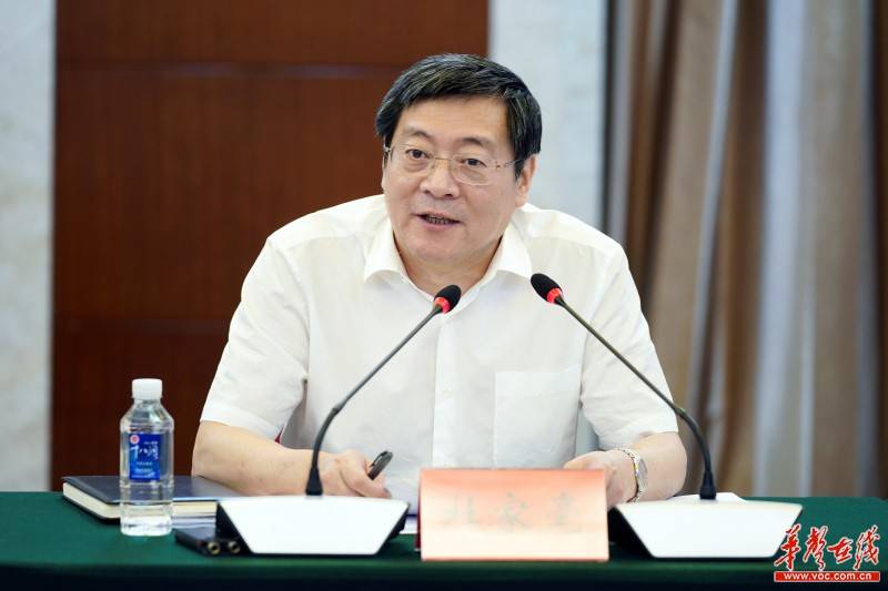 群众|杜家毫在石门调研：听脱贫汇报，领办信访件