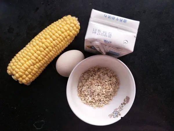 牛奶|香甜可口，营养能量足，越吃越健康早餐喝一碗