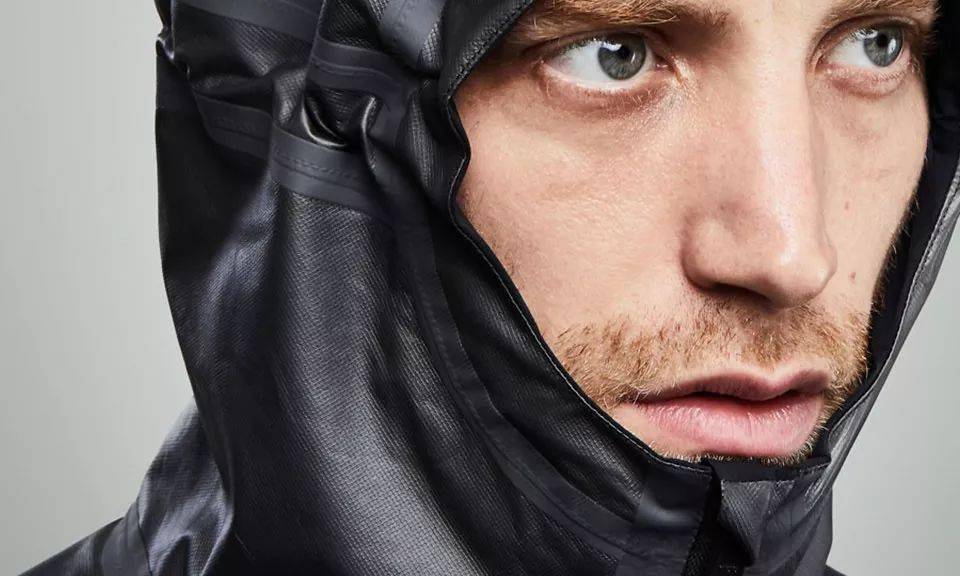 细菌|石墨烯、活细菌、每天变色、任意变形……装上黑科技的衣服究竟能玩出多少花样?