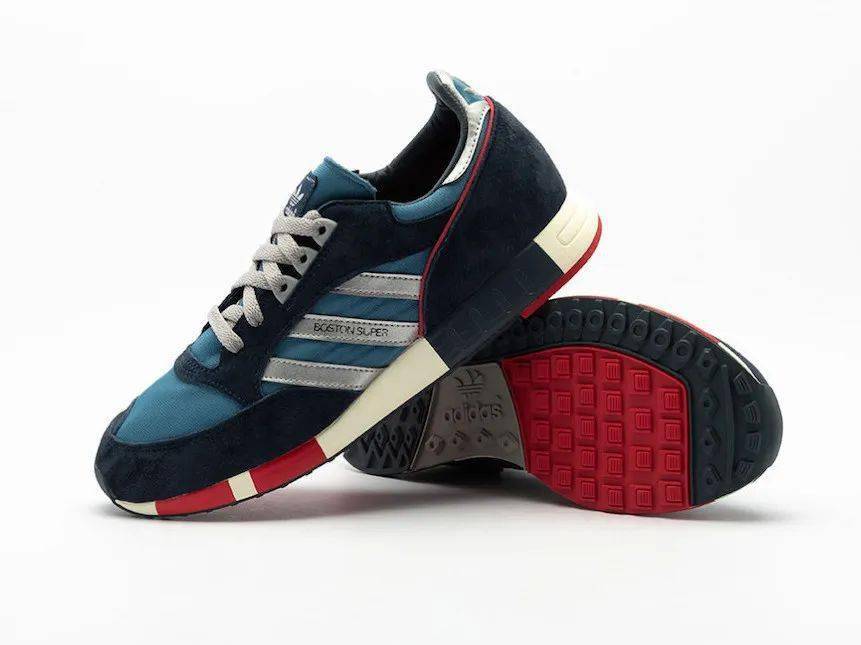 进行|每日鞋讯 | adidas Originals YEEZY 700 V3「Arzareth」实物图曝光