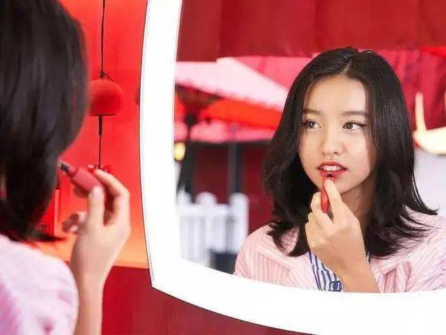 木村|木村姐妹花PK，你选“浓颜系”还是“淡颜系”？