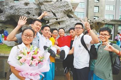 张茂|高考已结束 青春正飞扬