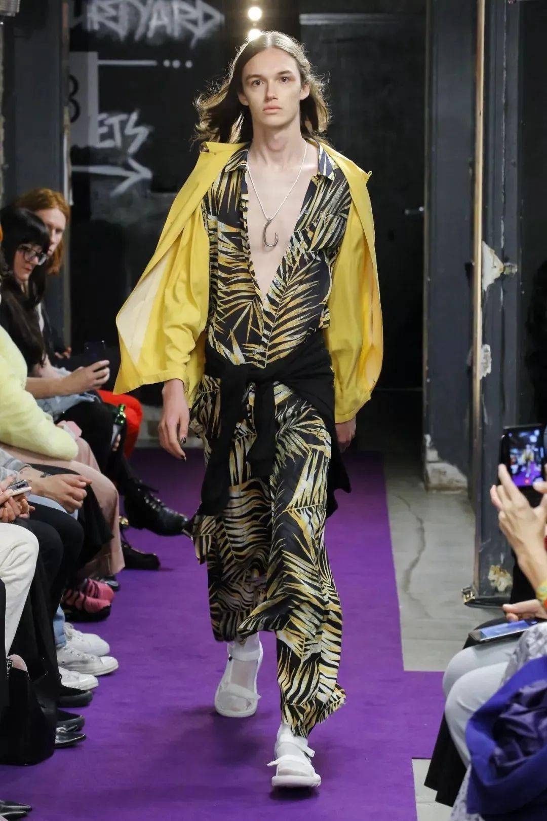 Shirt|今年最流行的，我都帮你们试穿了，结果...