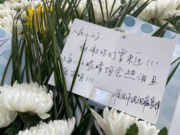 江甦淮安重大暴力襲警案始末︰當著母親和三弟面持刀殺警 江甦淮安重大暴力襲警案始末︰當著母親和三弟面持刀殺警