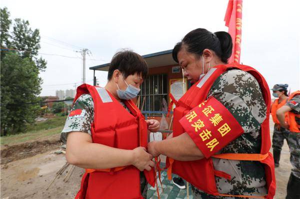 社区|武金堤上有群“乘风破浪的姐姐”
