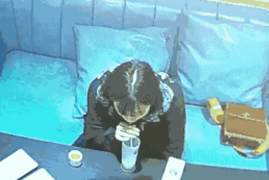赵某|女孩水杯遭熟人下药！关键时刻，店员这么做…马伊琍也为他叫好